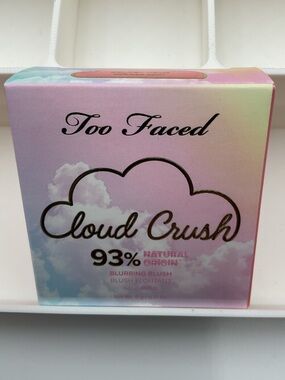 Too Faced  Cloud Crush Blurring Powder Blush In Head In The Clouds✨ NIB